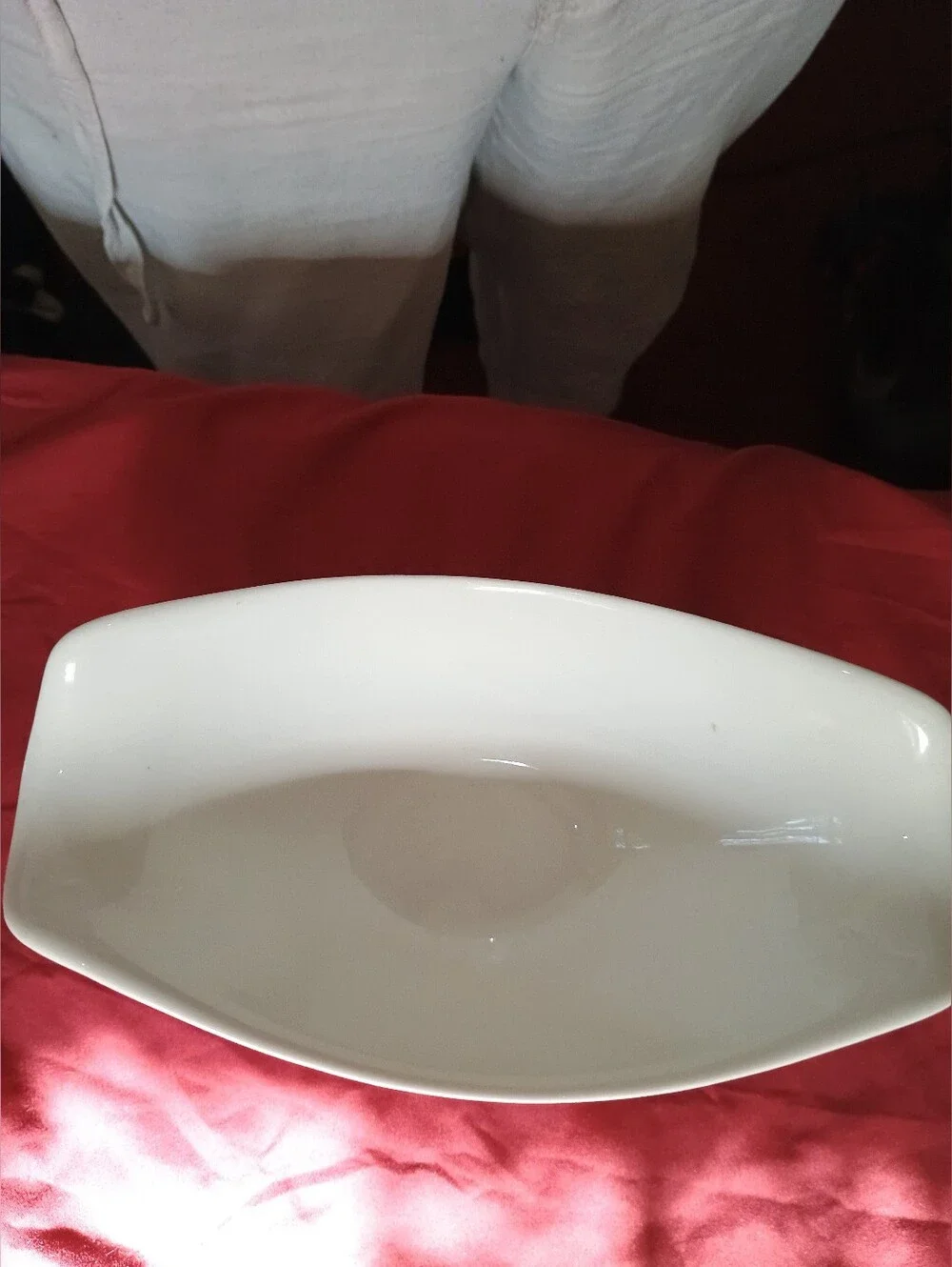Impromptu Iroquois Ben Seibel Bridal White Ceramic 9.5 inch Serving Bowl